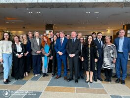 Лубінець у Варшаві закликав посилити міжнародні зусилля для повернення викрадених РФ українських дітей