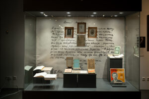 У Музеї історії міста Києва відкрили нову святкову виставку «Різдвяний політ Щедрика»