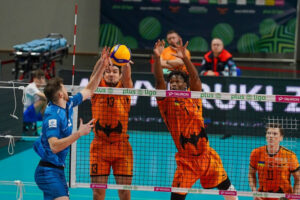 “Барком-Кажани” зазнали поразки у матчі 4-го туру ПлюсЛіги