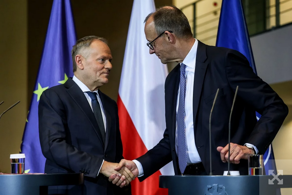 Туск у Берліні: Польща має бути присутня у всіх ключових форматах щодо миру в Україні