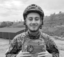 На Київщині прощатимуться з юним розвідником Олексієм Голендухіним