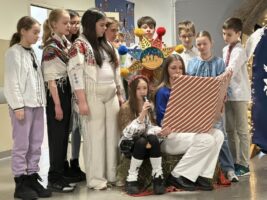 В українській школі в Любліні відбулася різдвяна вистава-перформанс з гучними колядами