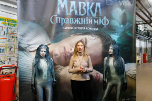 У Києві запустили унікальний міфічний вагон «Мавка»