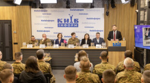 У Києві презентували книгу «Повномасштабний вибір» про нацгвардійців