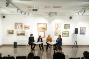 У Музеї історії міста Києва відбулося публічне обговорення проблеми викрадення Росією українських творів мистецтва