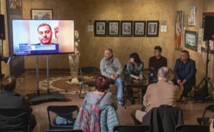 «Не/вкрадене»: у Музеї війни говорили про мистецтво Херсонщини