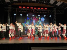 У Польщі українська школа «Материнка» відзначила свій 10-річний ювілей