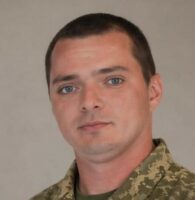 «На щиті» повернувся на рідну Троєщину морський піхотинець Дмитро Чуб