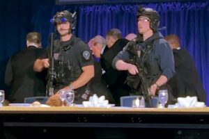 Замах, що не став пострілом у владу: що відомо про атаку на Дональда Трампа 25 квітня 2026 року