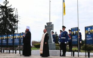 На ЧАЕС відкрили меморіал Героям Чорнобильського полку і працівникам станції