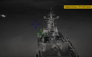 Дрони ГУР уразили два російські кораблі вартістю 160 мільйонів доларів у Криму