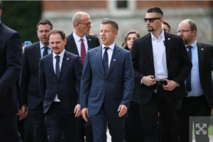 Петер Мадяр прибув з першим офіційним візитом до Польщі