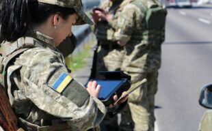 Прикордонники попередили про перекриття руху на одному з пунктів пропуску на кордоні з Румунією