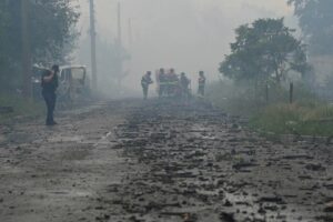 Вибухи стихли, але небезпека ще не минула: із Вишневого евакуювали понад 600 людей (фото)