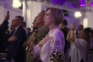 Відвідала щорічний Національний молитовний сніданок